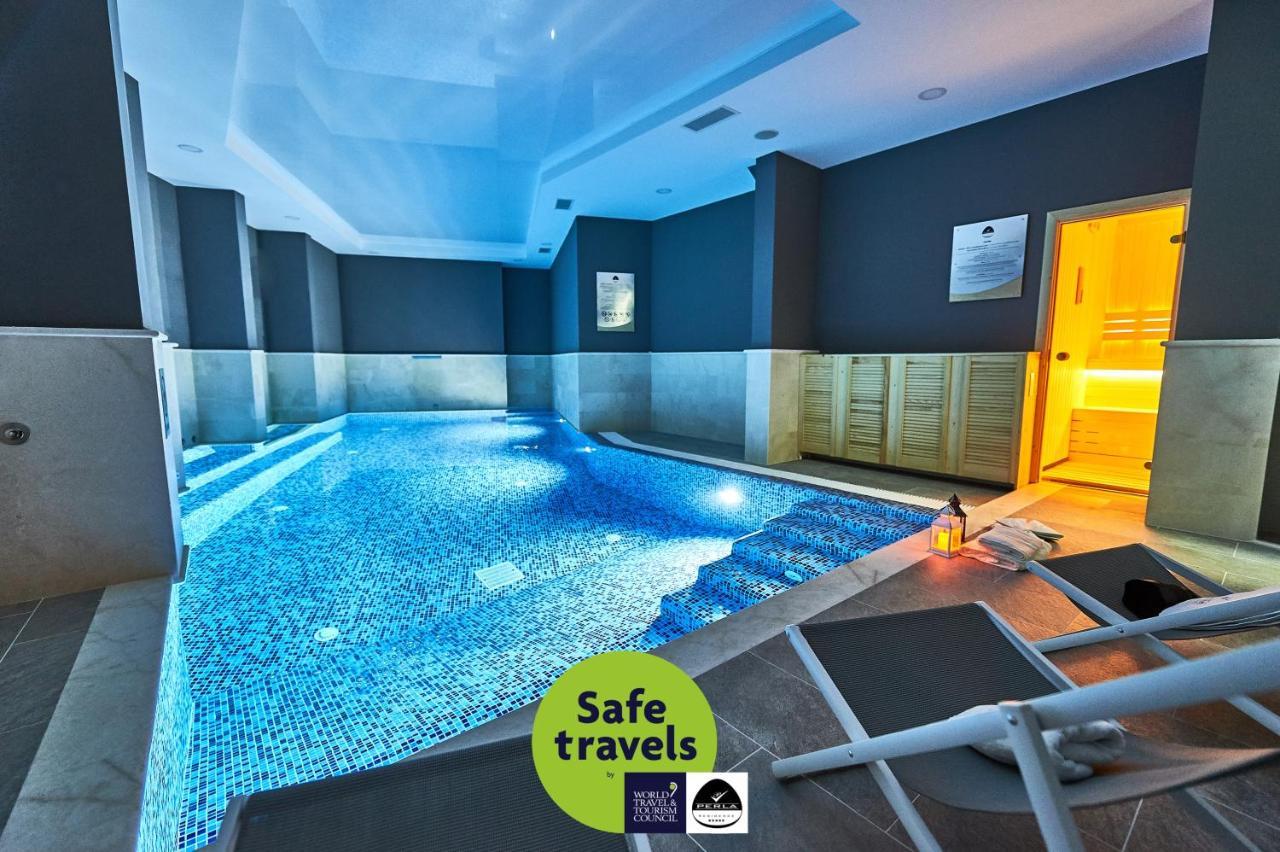 Hotel Perla & 4*